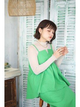 リトバイプティパ(Lit by petit-pas) 切りっぱなしボブで大人可愛く♪