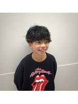 ショウアミュゼ(Show Amuser) キッズ波巻きパーマ