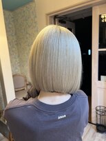 美容室 アルテモーダ ミニボブ