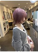 ピンクベージュウルフ
