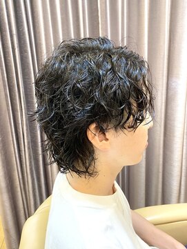 マキシム ナカイ(MAXIM NAKAI) メンズツーブロックマッシュウルフスパイラル波巻きパーマ