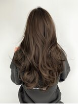 ラベスト キョウト(LOVEST)&nbsp;ロングレイヤー/アッシュブラウン/韓国風ヘア/オリーブカラー