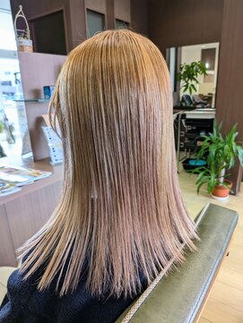 美容室アール ブリーチonカラー