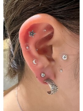 リリアーナ(LILIANA) 池袋 耳ツボジュエリー♪