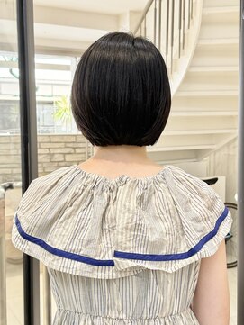 エブリ(evri) 「evri」ワンカールボブ ワンレンボブ 黒髪