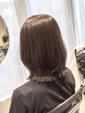 ストレータ バイ マリオ(Strata by mario) 〈宮本〉レイヤーボブ×オリーブブラウン