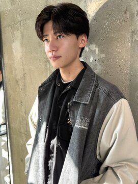 オルカ(ORCA) センターパート　ニュアンスパーマ　ダウンパーマ 新宿 南川聖華