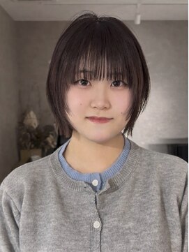 エトワ 中央店(etoi) 大分切りっぱなし韓国レイヤーボブタイトめ軽めボブ外はねボブ