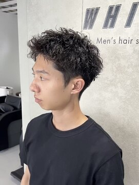 ホワイト(WHITE) ムーブ スパイキー