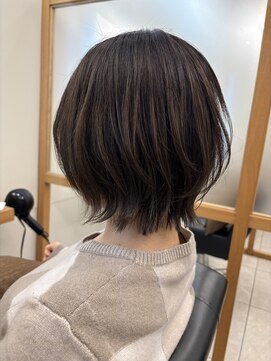  リュクスバトーバイトリコ 船橋南口店(Luxe BATEAU by tricot) くびれショートボブ