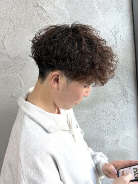 ニアウ 高崎店(Niau) MEN’S/リバースセンターパート/ニュアンスパーマ/群馬高崎