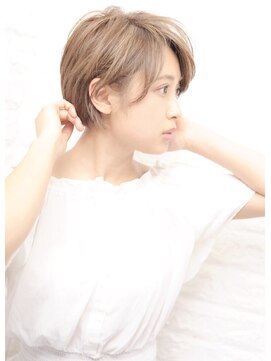 ミッシェル アフロート(michelle afloat) 外国人風骨格に見せるMichelleのラウンドCカット☆