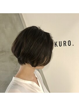 クロ(KURO.) 大人ボブ