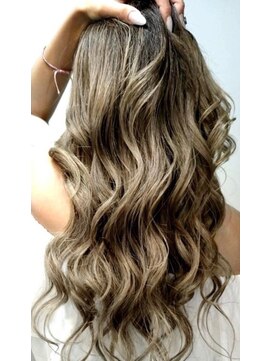 シェルティ フィエル(Shelltie Fiel) モカベージュブロンド