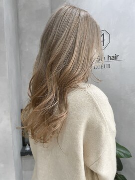 オーストヘアー リュウール(Aust hair Lueur) ヨシンモリ×ホワイトブロンド　メルティカラー　K