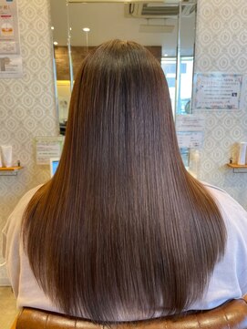 スピンヘアーフラッフィ 茨木(Spin hair fluffy) 縮毛矯正で艶サラヘアー/顔周りレイヤー/髪質改善