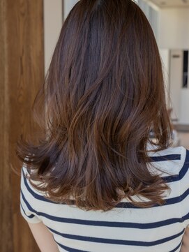 アフロート ギンザ(AFLOAT GINZA) 【白川】20代30代40代レイヤーカット波巻き小顔ヘア23.2.18