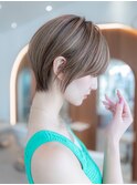 オリーブベージュ/大人ガーリーショートボブ/モードプリカール