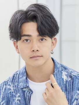 アンフィニー 銀座(ANFINI) ワンカールで流れるセンターパートメンズヘア