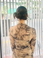 シロ 船橋(白silo)&nbsp;遅れ毛/顔まわり/ヘアセットロング/ゴムアレンジ/