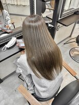 エス 天満扇町(esu)&nbsp;ワンカラーで作る筋感グレージュ