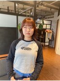 ピンクベージュ