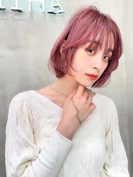 エイミー(Aimee) Aimee 町田　レイヤーボブ×チェリーピンク