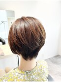 大人ショート/レイヤーカット/ベージュカラー/前下がりショート