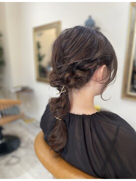 リノ(LINO) ヘアアレンジ