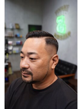 タフ バーバーショップ 大濠店(TOUGH BARBER SHOP) サイドパート