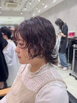 ビブ(VIV) 20代30代40代大人美人ウルフカット/ウェーブパーマ川崎