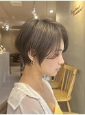 くびれショートボブ/前髪なしショート