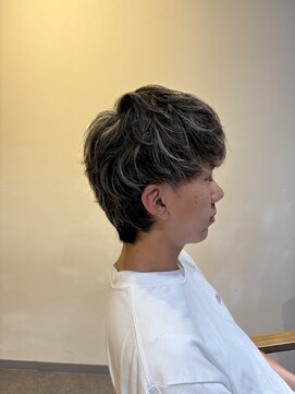 ロウ トウキョウ 八王子店(RAW TOKYO) ホワイトメッシュ　波巻きパーマ　スパイキーショート　八王子