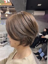 クロムス 梅田茶屋町店(clomus)&nbsp;【clomus】大人ショートボブ白髪ぼかし　梅田 茶屋町