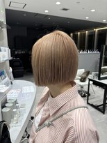 ルクス(Luxs)&nbsp;ミルクティー×切りっぱなしボブ