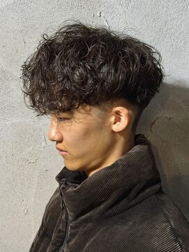 ニアウ 高崎店(Niau) 刈り上げセンターパート/波巻きツイストスパイラル/高崎