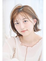 アンダースペル(UNDER SPELL)&nbsp;大人可愛い抜け感ショートボブ×シアーベージュ