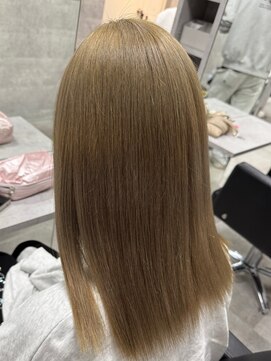 ルイス(L'wis) 渋谷 ブリーチ ブリーチなしカラー 学割 ベージュ レイヤー