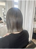 ナチュラルグレージュ