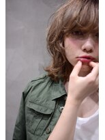 ミラバイグリーン(Mira by green)&nbsp;透け感 beige×semi wet wavy midi