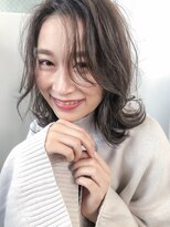 アコロン(acoron)&nbsp;小顔レイヤー×オリーブカラー×ハイライトカラー×イルミナ4