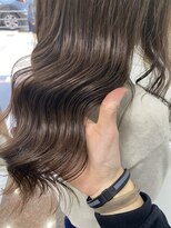 シェノン 梅田(CHAINON)&nbsp;ミルクティーベージュ×ブリーチ無しWカラー