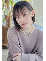 ウォークヘアーグロウ(Walk hair grow)&nbsp;切りっぱなしボブ×スモーキーアッシュ