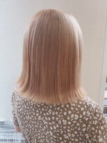 メロウ 神戸三宮(mellow)&nbsp;ペールミルクティー / 外はねボブ