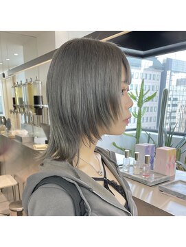 ロンドシエル 横浜(Lond ciel) ウルフヘア/グレージュ／顔周り/ハイトーン