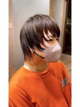 美容室 イズ 館林店(Iz) センターパートピンパーマハイライトアッシュブラック