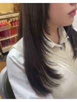 ティピ(tipi) たっぷり顔まわりレイヤースタイル