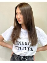 モリグリーン(MORI GREEN)&nbsp;◆ハイトーンデザインカラー★ロングレイヤーカット