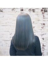 ニキータ(NIKITA)&nbsp;【美髪ブルーブラック♪】艶カラー＆美髪トリで大人美人へ