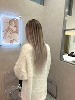 ロンド レア 天神大名店(Lond Le’a) ダブルカラーピンクベージュベージュカラーケアブリーチミニボブ